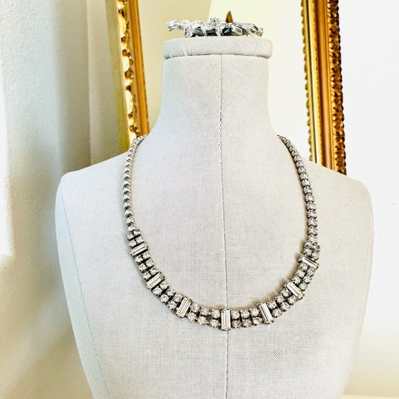 Vintage clear Baguette rhinestone jewelry lot - Picture 17 of 17